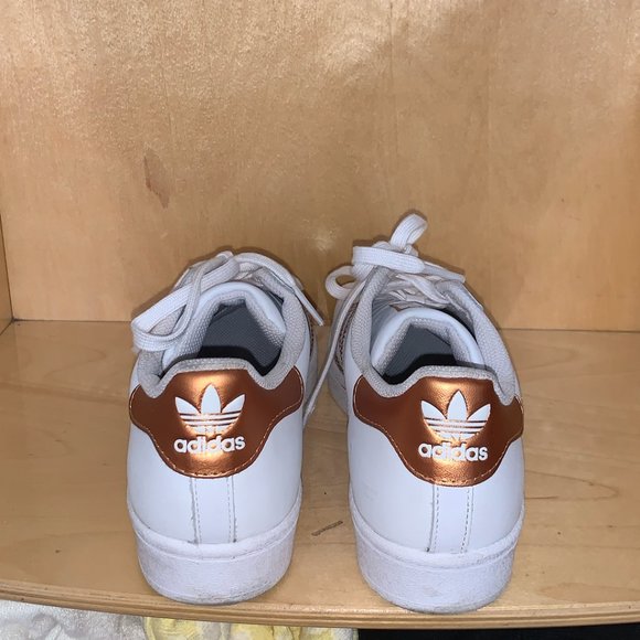 Adidas SUPERSTAR Rose Gold - Women - Picture 4 of 8